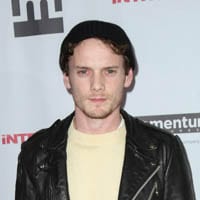 Anton Yelchin - Stylist, Hair Stylist, Makeup Artist | Moda Database